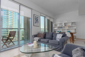 Bright and Cosy 2 Bedroom Apartment in Golf Towers
